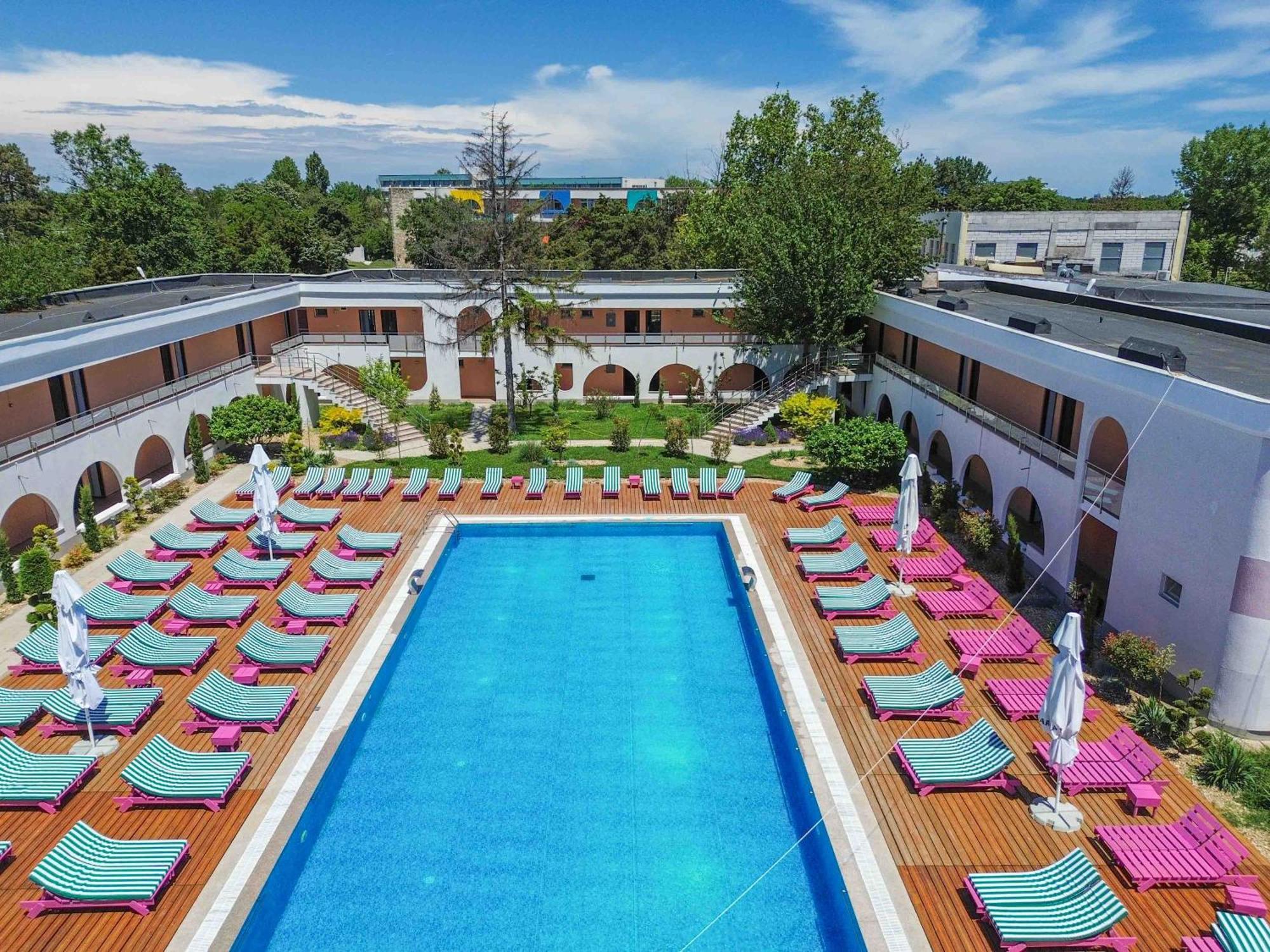 Ibis Styles Venus Hotel Buitenkant foto